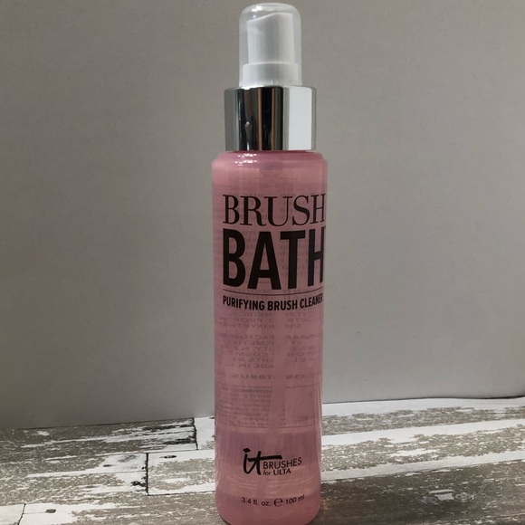 it cosmetics Other - It Cosmetics Brush Bath